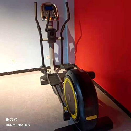 山东跑步机健身器材品牌 专业商用椭圆机选购指南